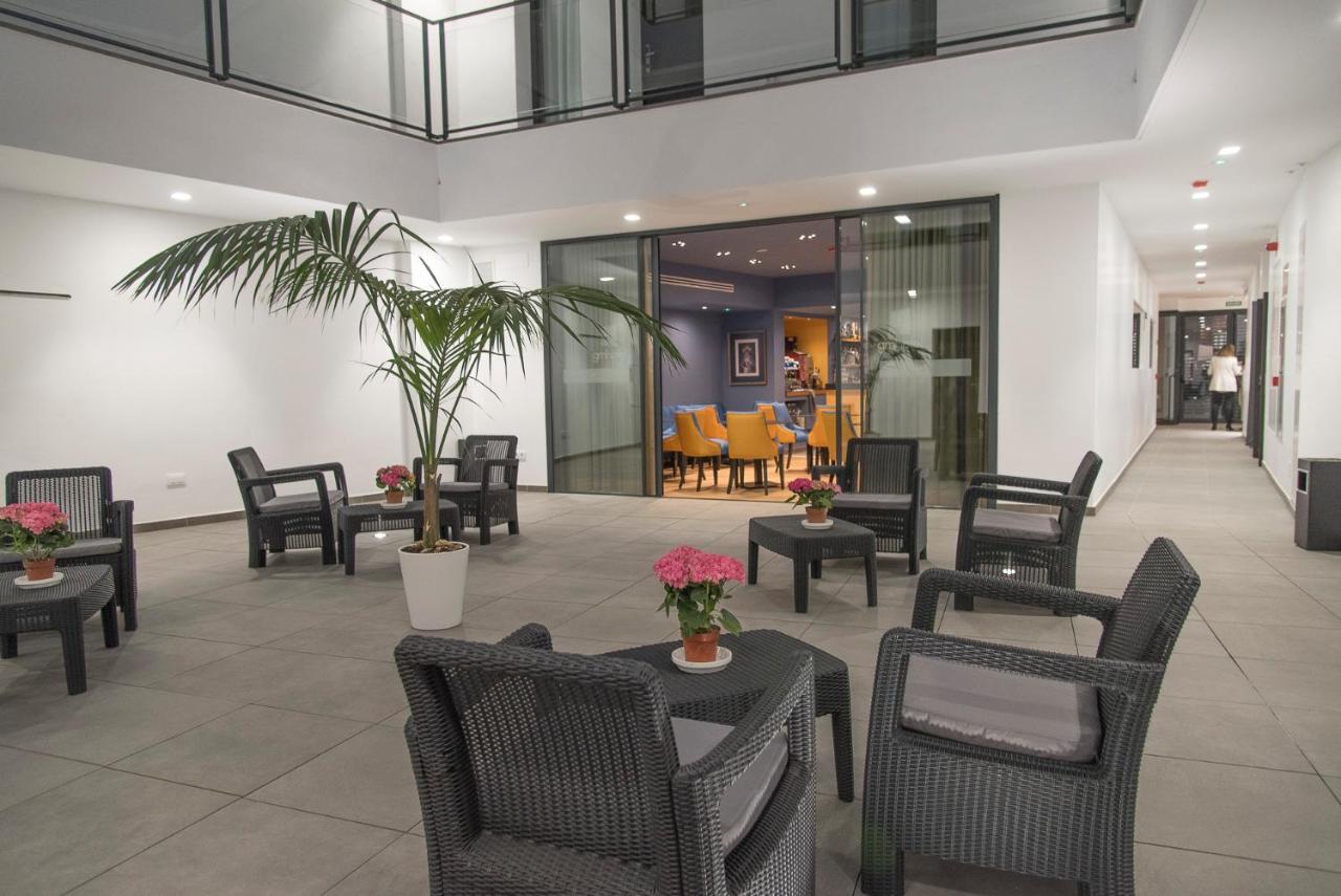 מרצ'נה Gm Hotel מראה חיצוני תמונה