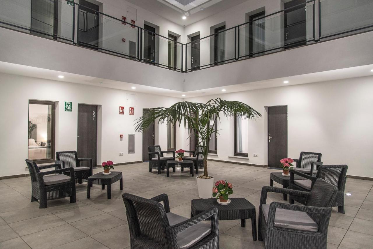 מרצ'נה Gm Hotel מראה חיצוני תמונה